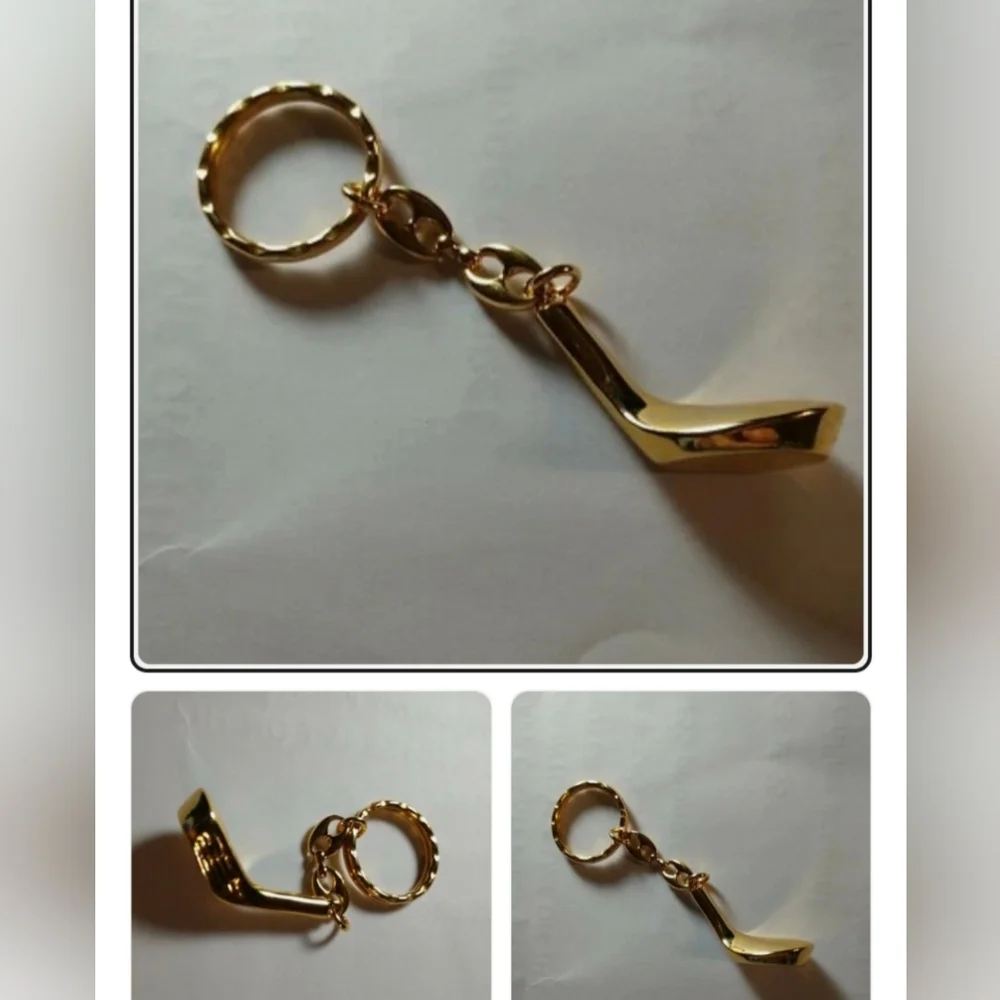 Golf Club Key ring Gold NWOT